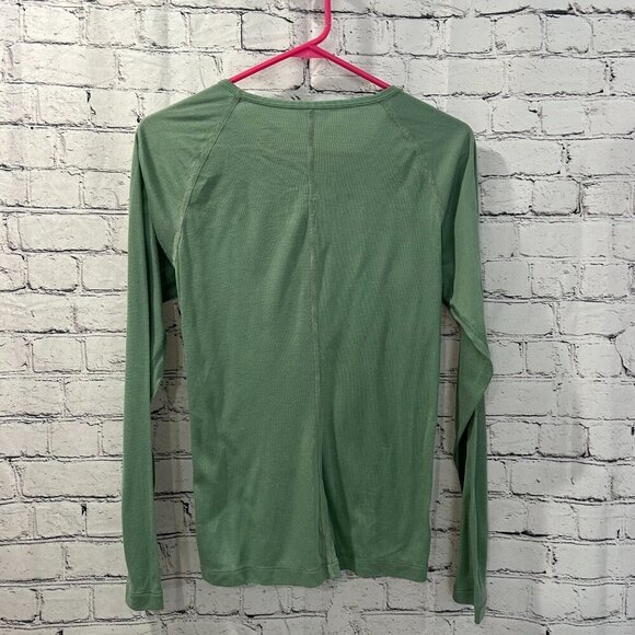 Ladies Patagonia long sleeve shirt Size L - Picture 2 of 3